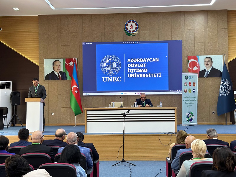 UNEC-də 6 ölkənin 200-dən çox gənc tədqiqatçısının iştirakı ilə beynəlxalq konfrans keçirilib